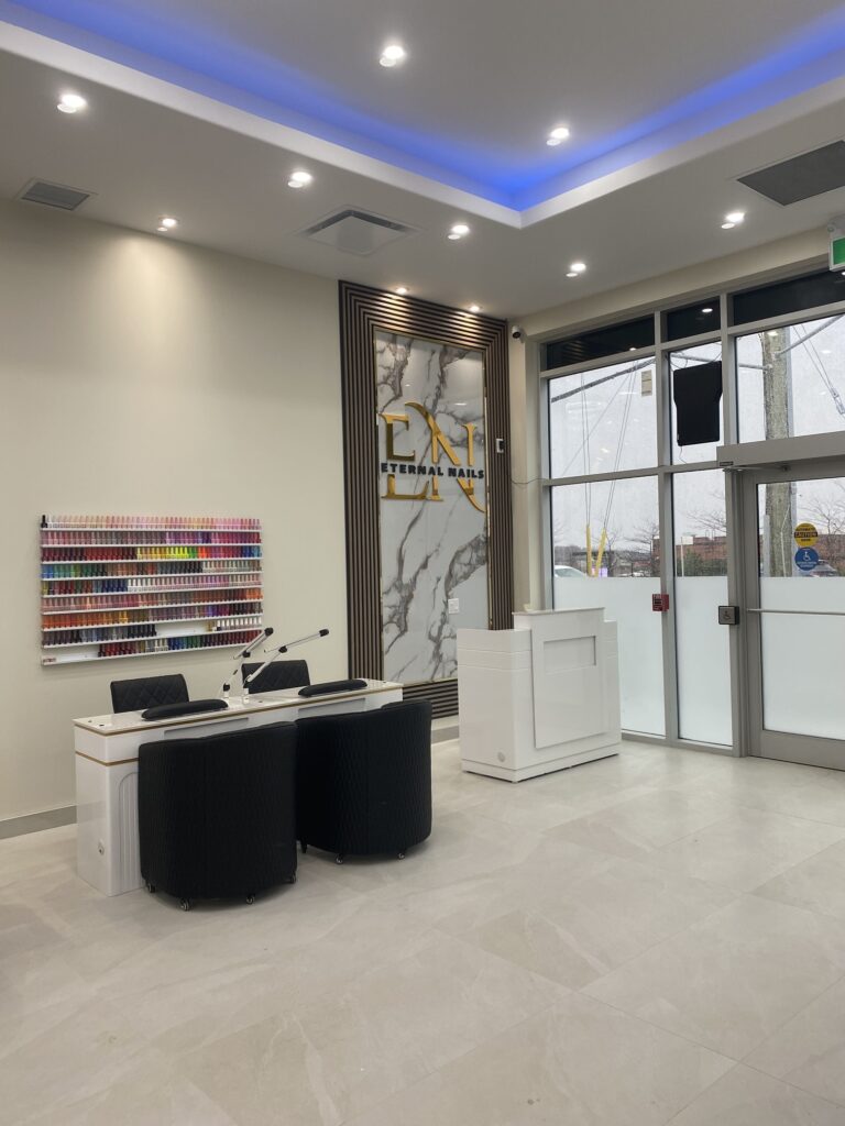 Shellac gel manicure design at Eternal Nails 954 Southdale Rd London Ontario